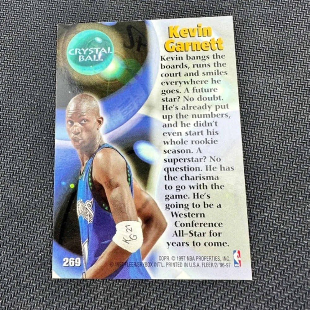Kevin Garnett lot of 9 (Timberwolves) - Picture 5 of 15